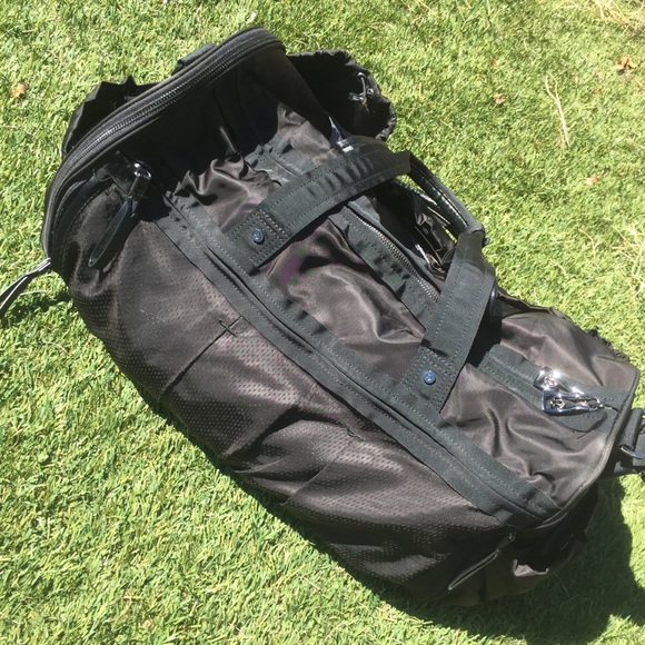 Lululemon legendary duffel - Picture 3 of 8